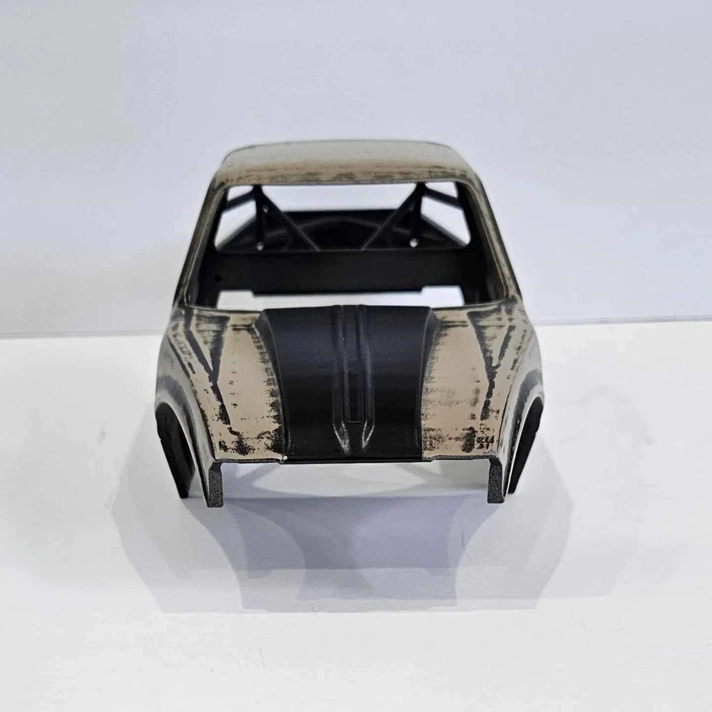 Toyota Hilux Patina Body 1/18th