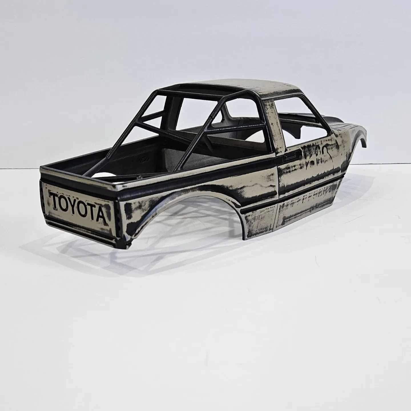 Toyota Hilux Patina Body 1/18th